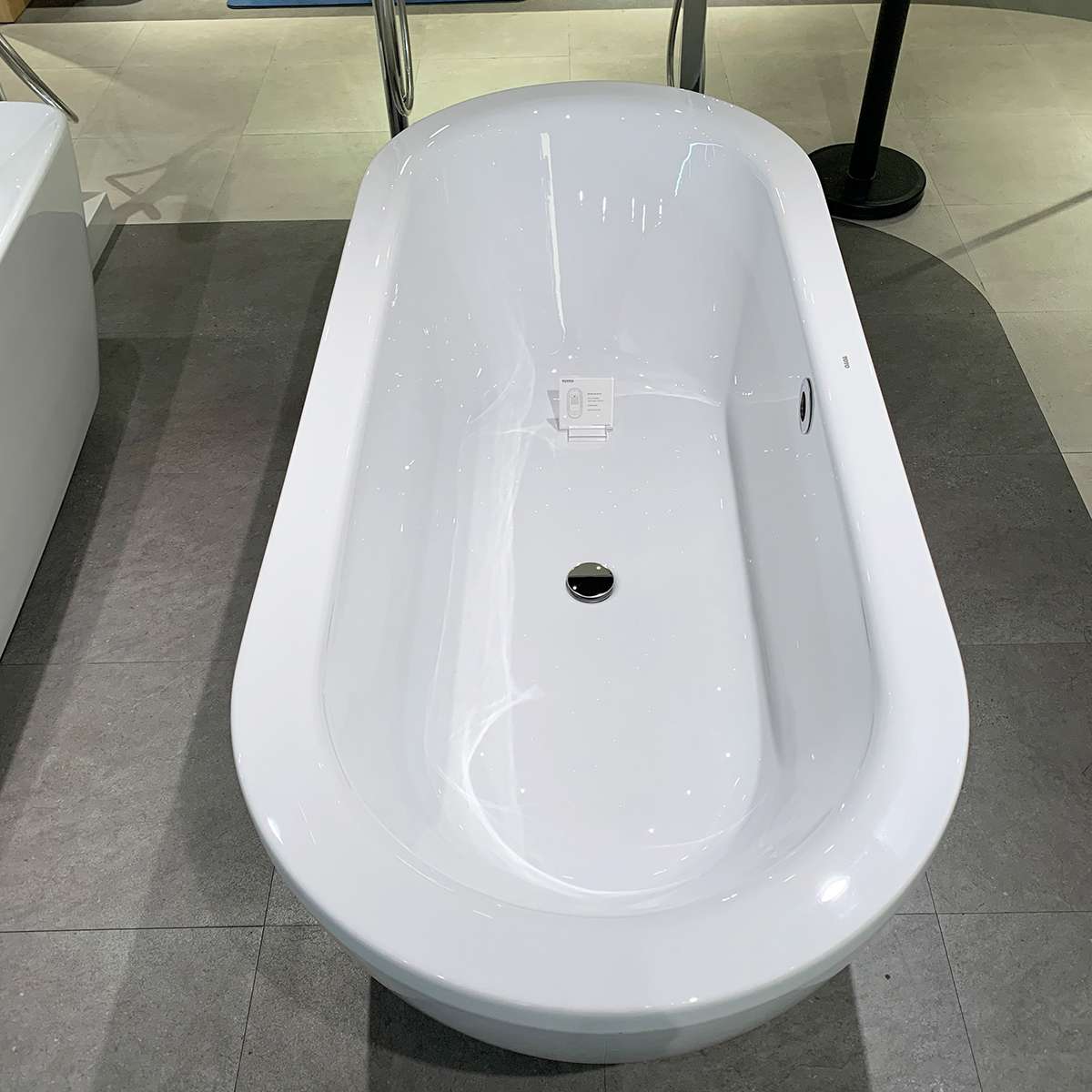 Bồn tắm đặt sàn TOTO PAY1717CPTNE#W nhựa 1m7 - 3