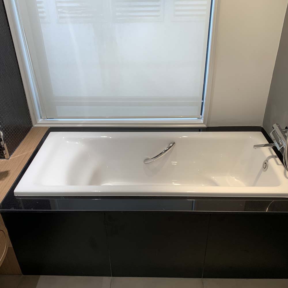 Bồn tắm TOTO PPY1780HPE-P kèm tay vịn DB505R-3B, bộ xả TVBF412 - 6