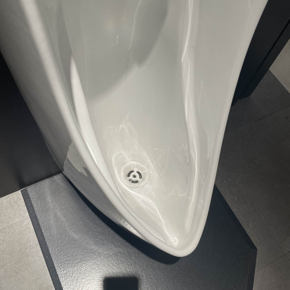 Bồn tiểu nam TOTO USWN900AS HHF90603 treo tường kèm van cảm ứng USWN900AS#XW/HHF90603 - 3