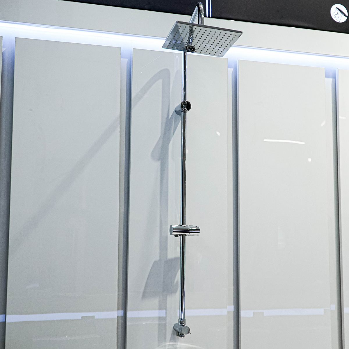 Sen tắm cây đứng TOTO DM907C1S (dáng vuông) DM907C1S - 3