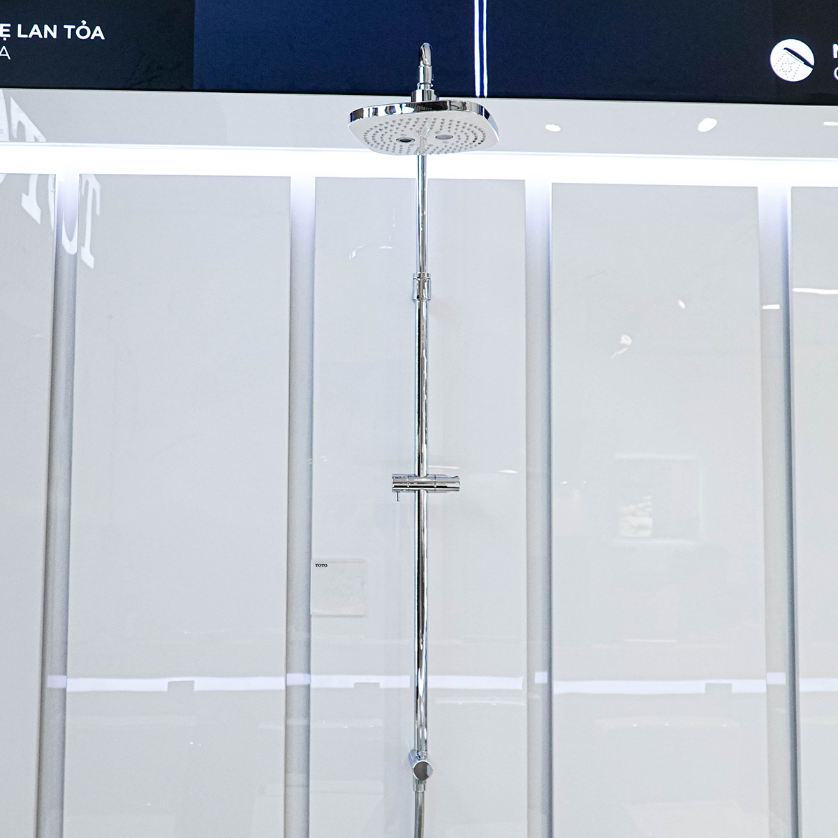 Thân sen cây TOTO TBW02002BA dáng vuông 2 chế độ (mã cũ TBW02002B1) TBW02002BA - 4