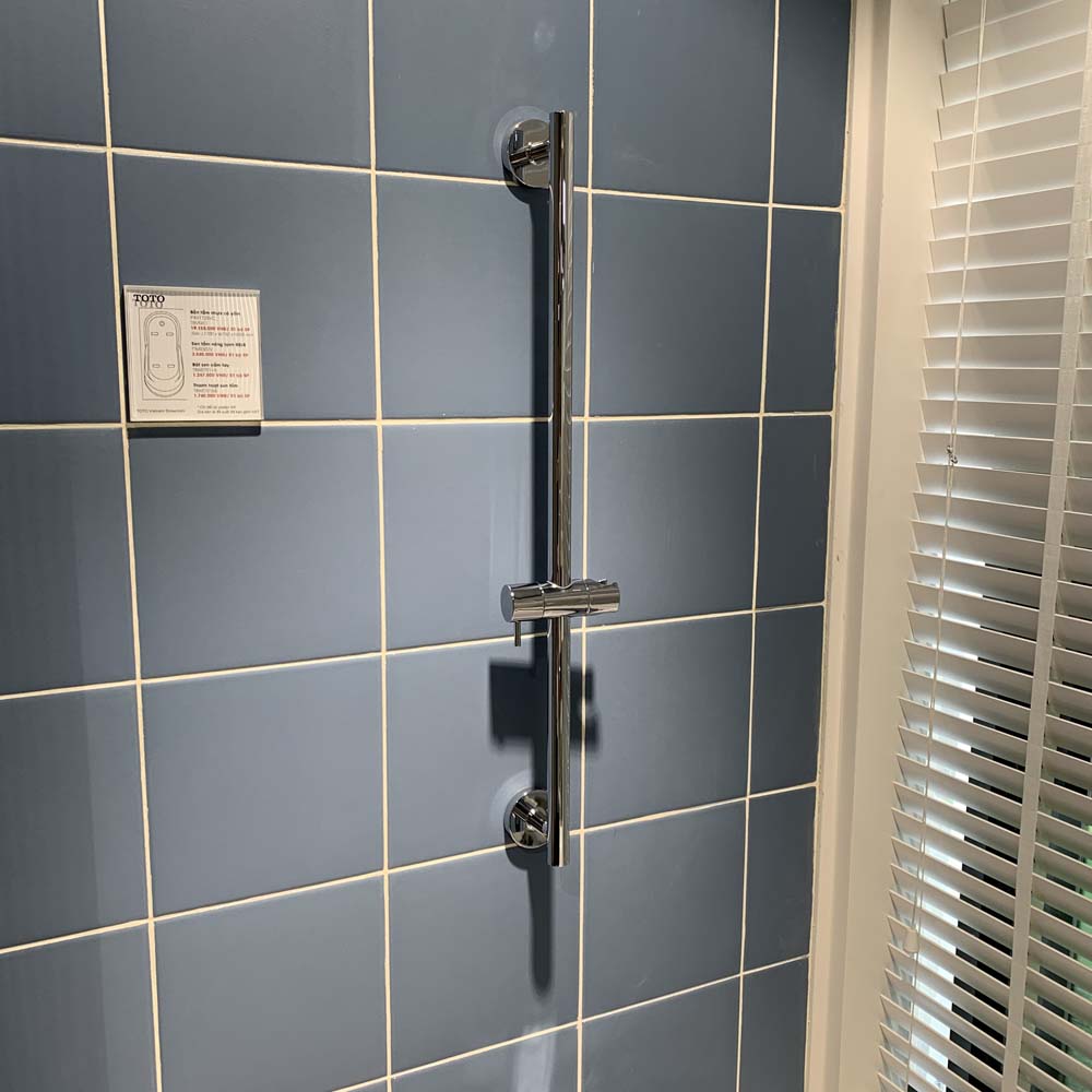 Thanh trượt sen tắm TOTO TBW01016B (659 mm) TBW01016B - 2