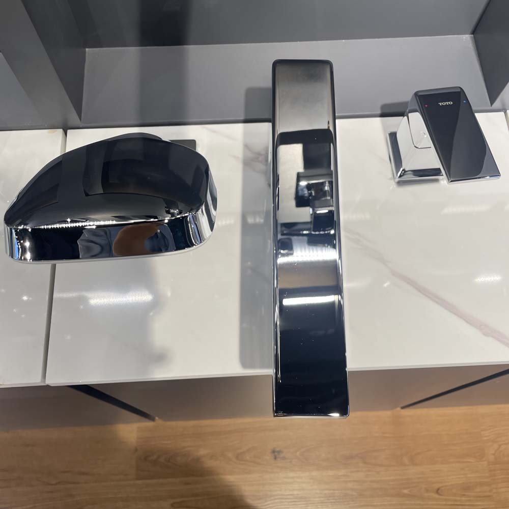 Vòi xả bồn tắm TOTO TBG10305AA nóng lạnh kèm tay sen - 4