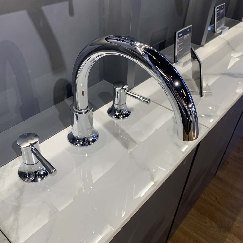 Vòi xả bồn tắm TOTO TBS02201BA nóng lạnh - 4