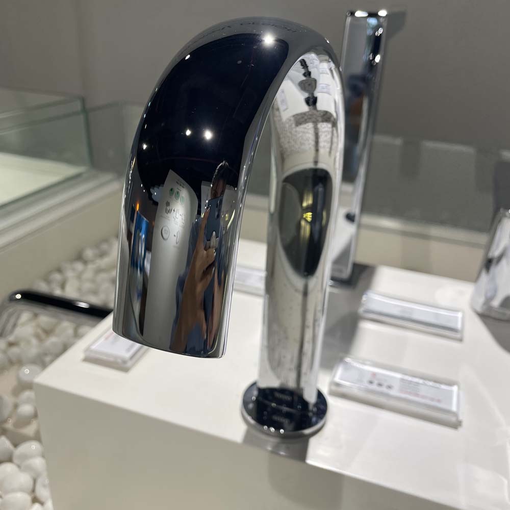 Vòi lavabo cảm ứng TOTO TLE24006A - 4