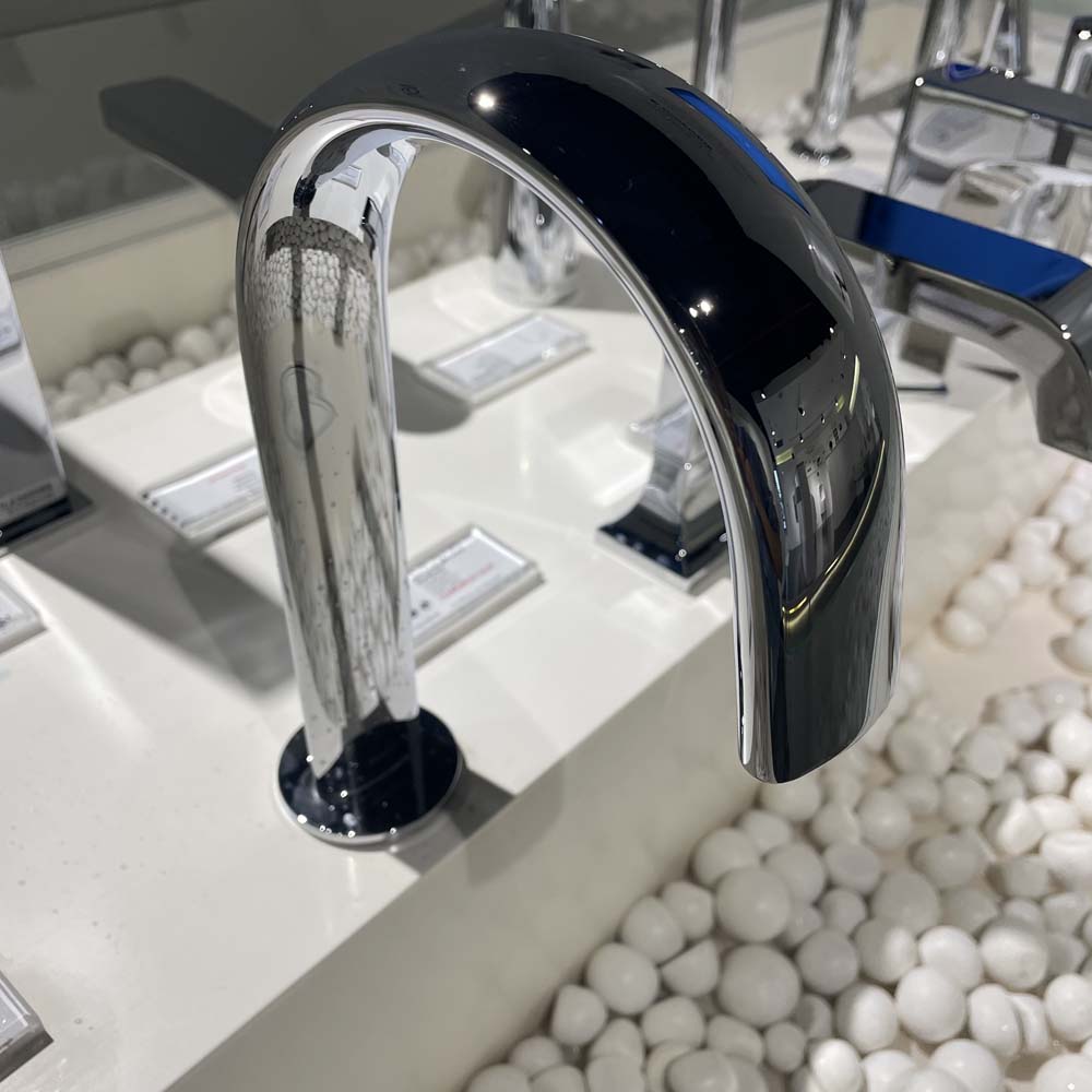 Vòi lavabo cảm ứng TOTO TLE24006A - 5