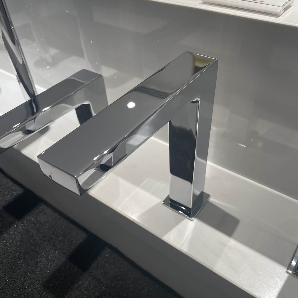 Vòi lavabo cảm ứng nóng lạnh TOTO TLE25007V - 6