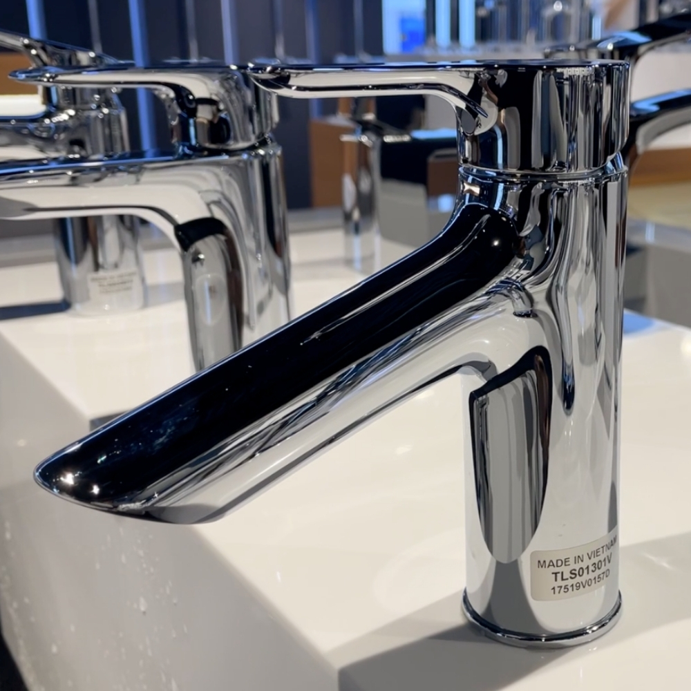 Vòi lavabo nóng lạnh LB TOTO TLS01301V - 4