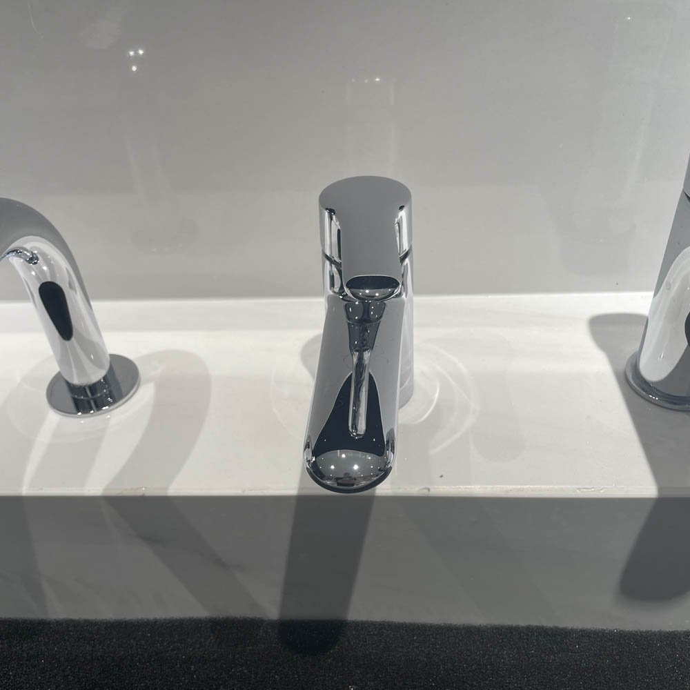 Vòi lavabo lạnh TOTO TVLC101NSR - 5