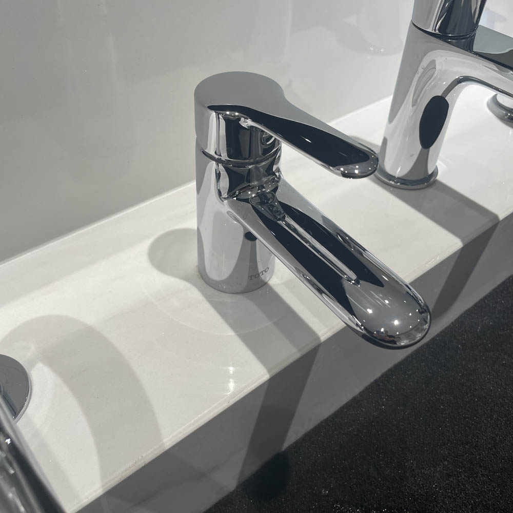 Vòi lavabo lạnh TOTO TVLC101NSR - 6