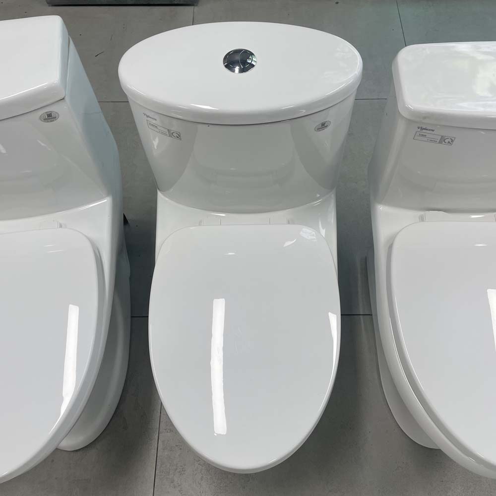 Bồn cầu 1 khối Viglacera V37M nắp êm (+ vòi xịt VG826) V37M - 4