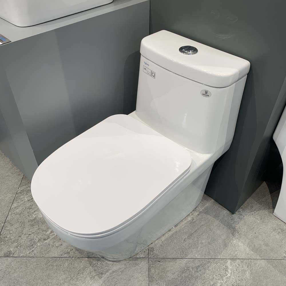 Bồn cầu 1 khối Viglacera V68 nắp êm (+ vòi xịt VG826 & van VG853) V68 - 3