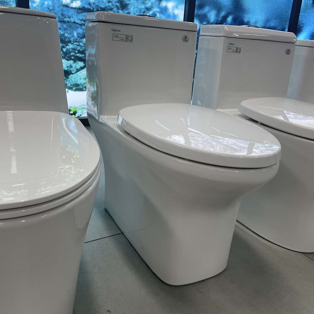 Bồn cầu 1 khối Viglacera V72-CAU nắp êm (+ vòi xịt VG826) V72-CAU - 5