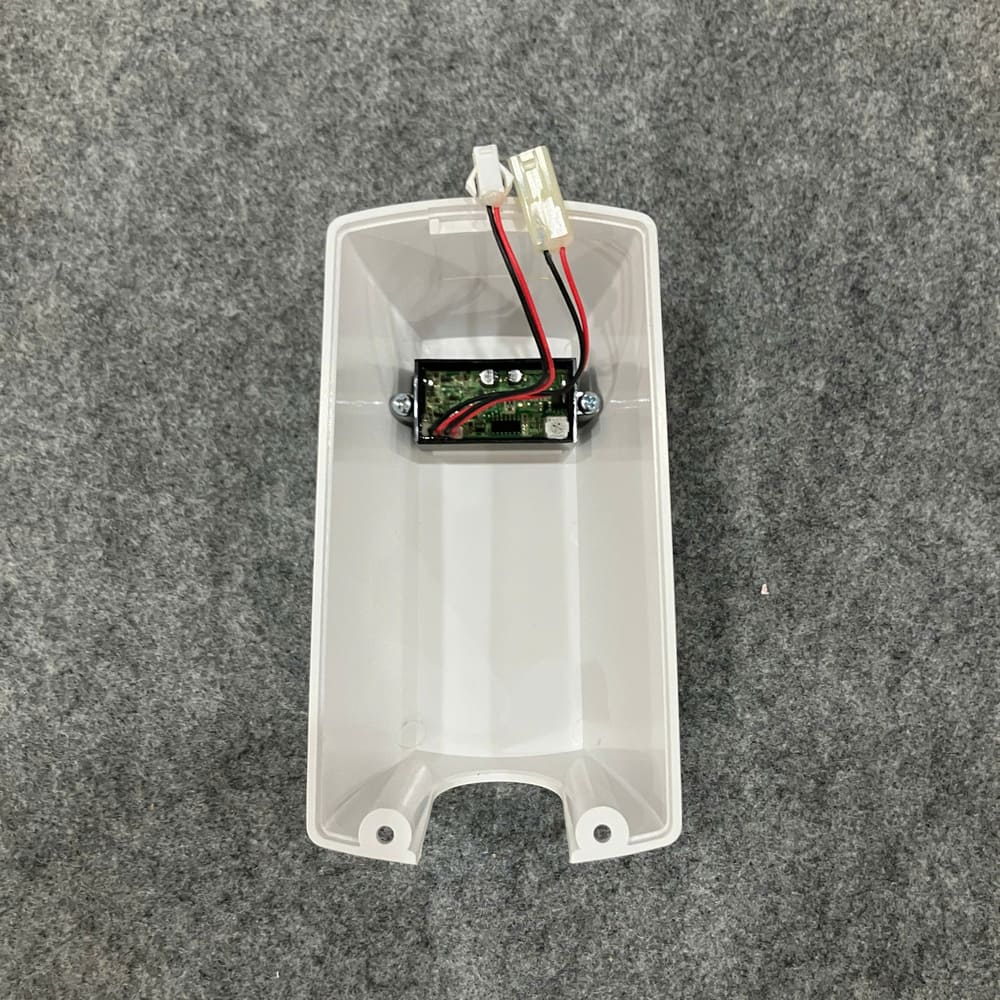 Bộ xả tiểu cảm ứng dương tường dùng pin Viglacera VG842 VG842 - 4