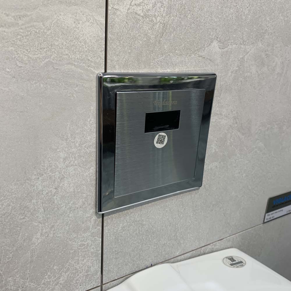 Bộ xả tiểu cảm ứng âm tường dùng pin Viglacera VG843 VG843 - 4