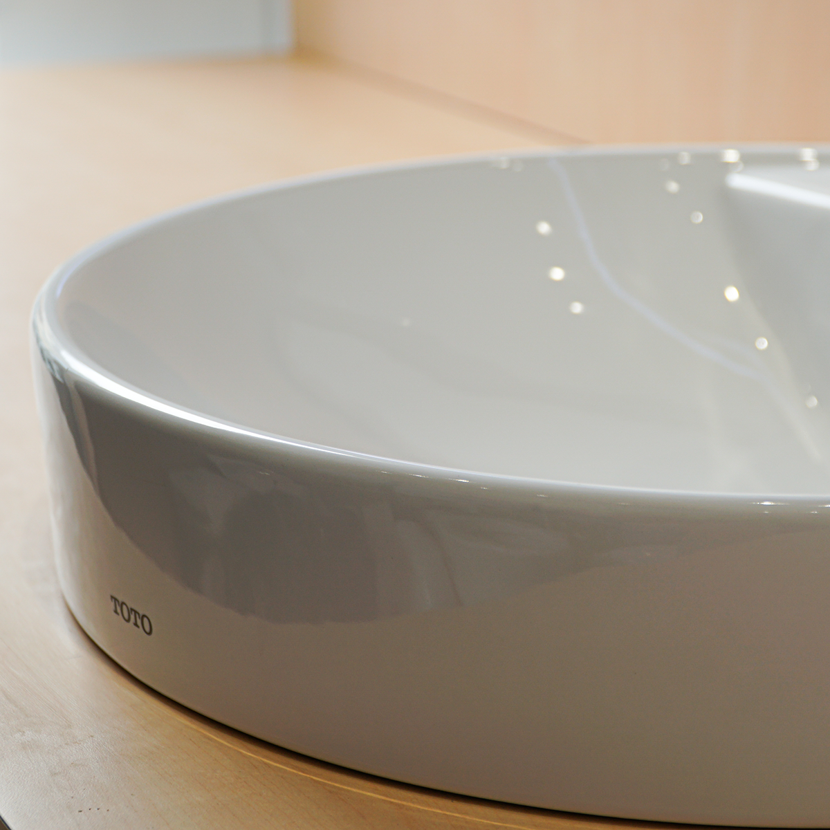 Chậu Lavabo Đặt Bàn TOTO LT700CTR - 8
